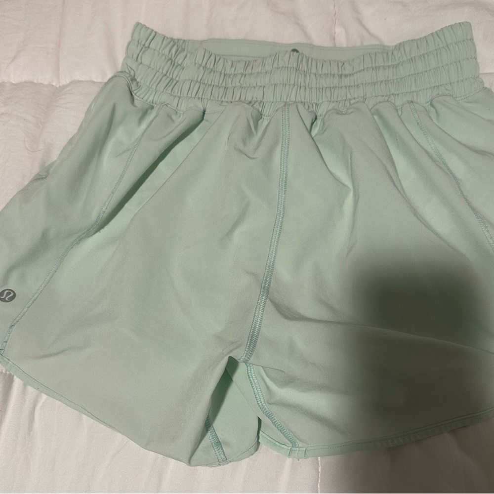 Mint lulu shorts